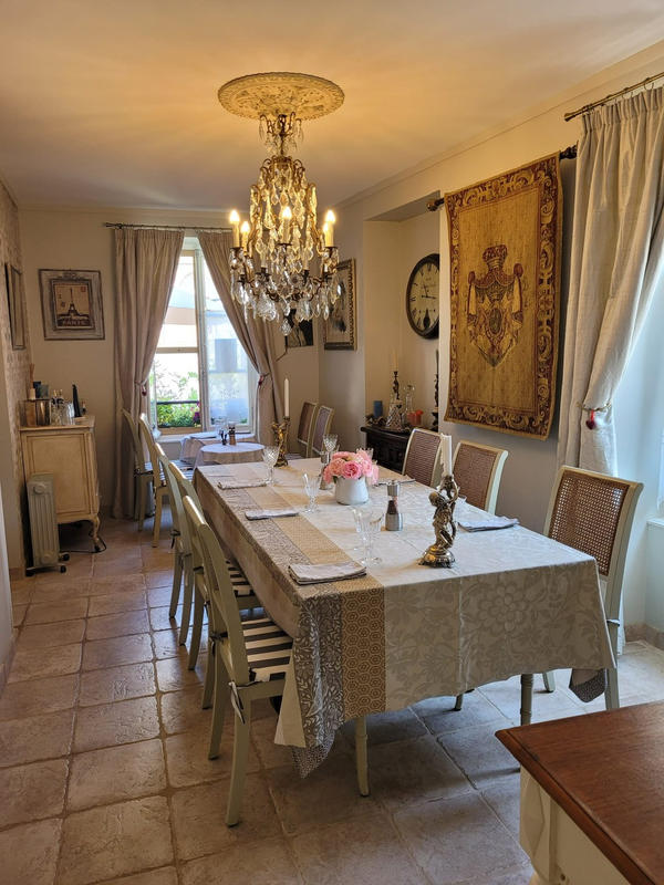 Maison - 200 m² - 10 pièces