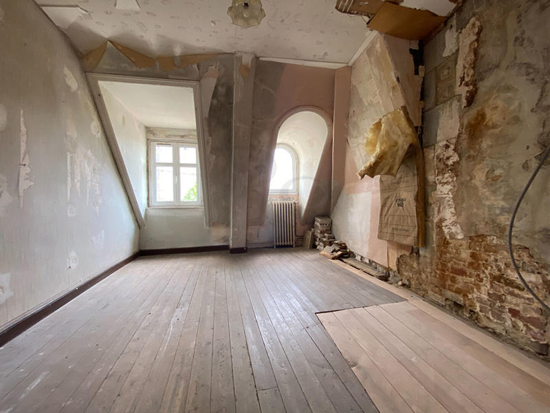 Maison - 146 m² - 8 pièces