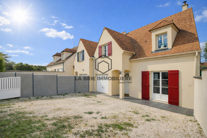 Maison - 100 m² - 5 pièces