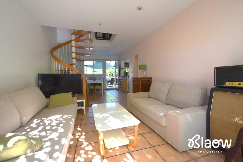 Maison - 85 m² - 5 pièces