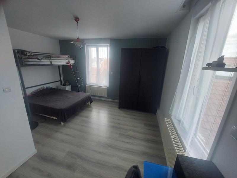 Maison - 197 m² - 8 pièces