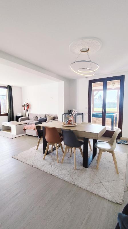 Maison - 123 m² - 5 pièces