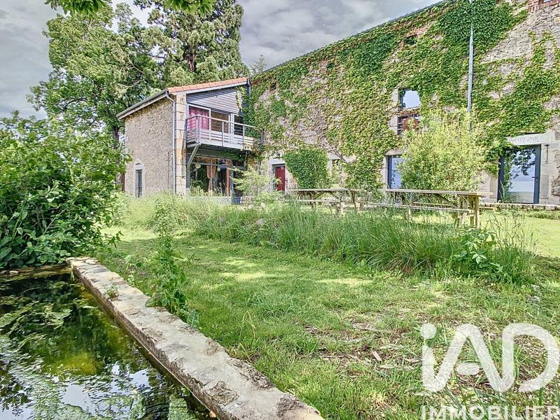 Maison - 550 m² - 15 pièces