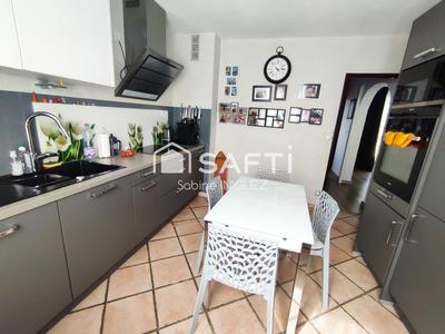 Maison - 105 m² - 4 pièces