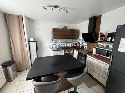 Maison traditionnelle - 115 m² - 5 pièces