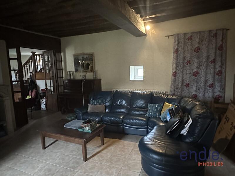 Maison - 328 m² - 10 pièces