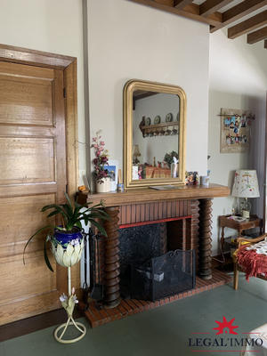 Maison - 260 m² - 6 pièces