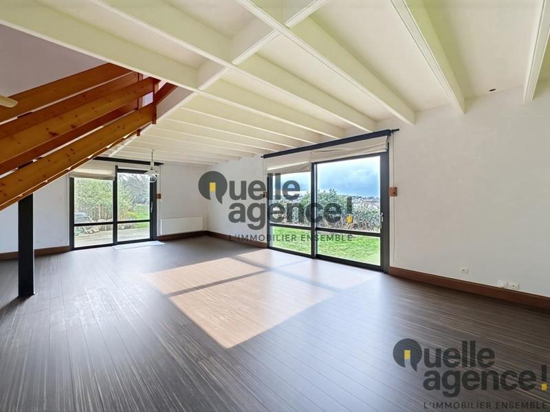 Maison - 163 m² - 8 pièces