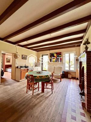 Maison - 140 m² - 5 pièces