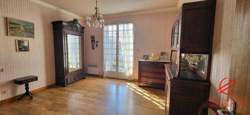 Maison - 168 m² - 6 pièces