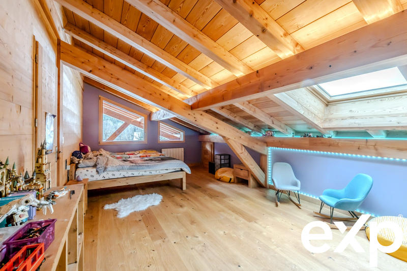 Châlet - 265 m² - 10 pièces