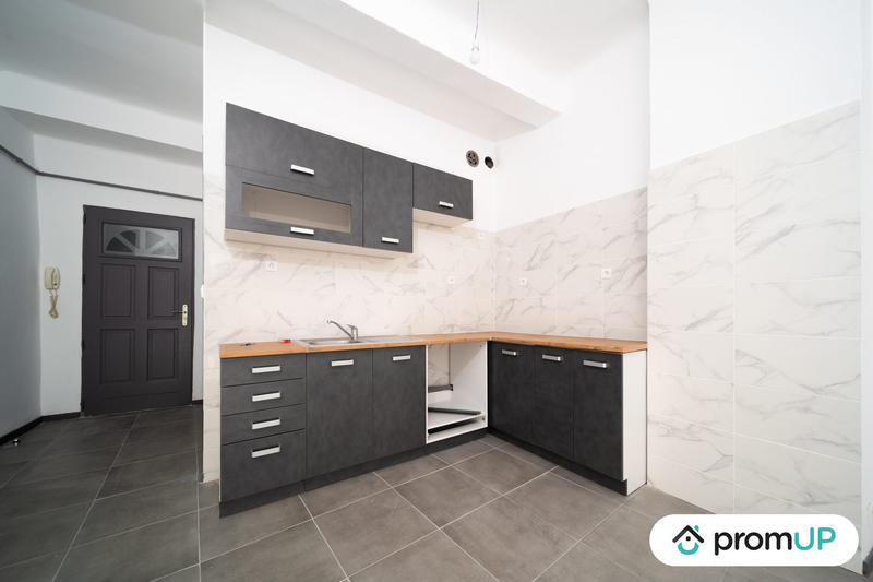 Appartement - 90 m² - 4 pièces