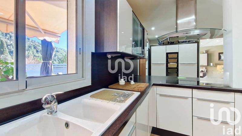 Maison - 141 m² - 5 pièces