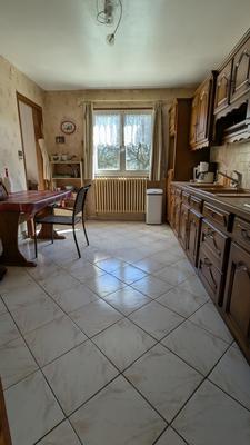 Maison - 90 m² - 6 pièces