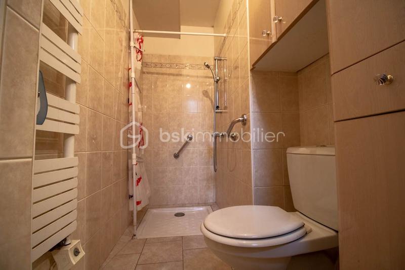 Immeuble - 167 m² - 6 pièces