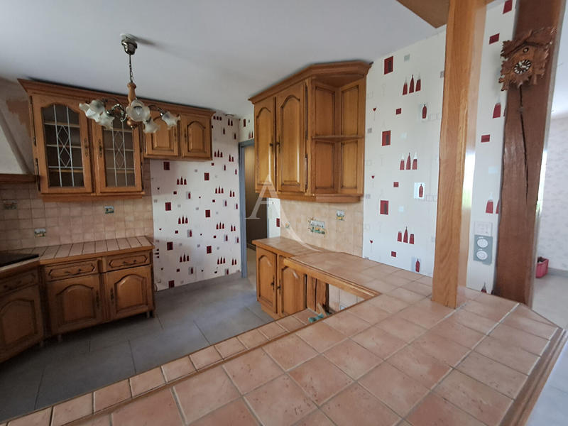 Maison - 140 m² - 5 pièces