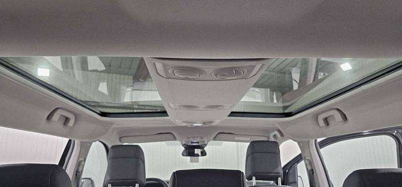 Peugeot Traveller m BlueHDi 180ch s&amp;S Eat8 Business Pack