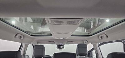 Peugeot Traveller m BlueHDi 180ch s&amp;S Eat8 Business Pack