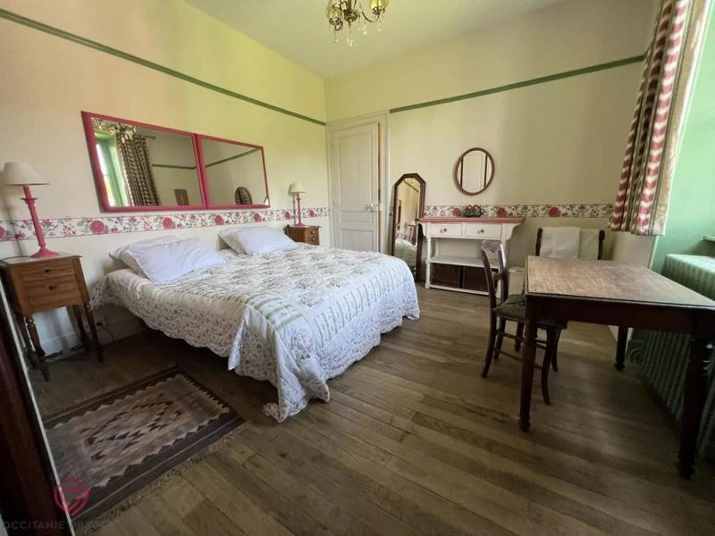 Manoir - 284 m² - 15 pièces