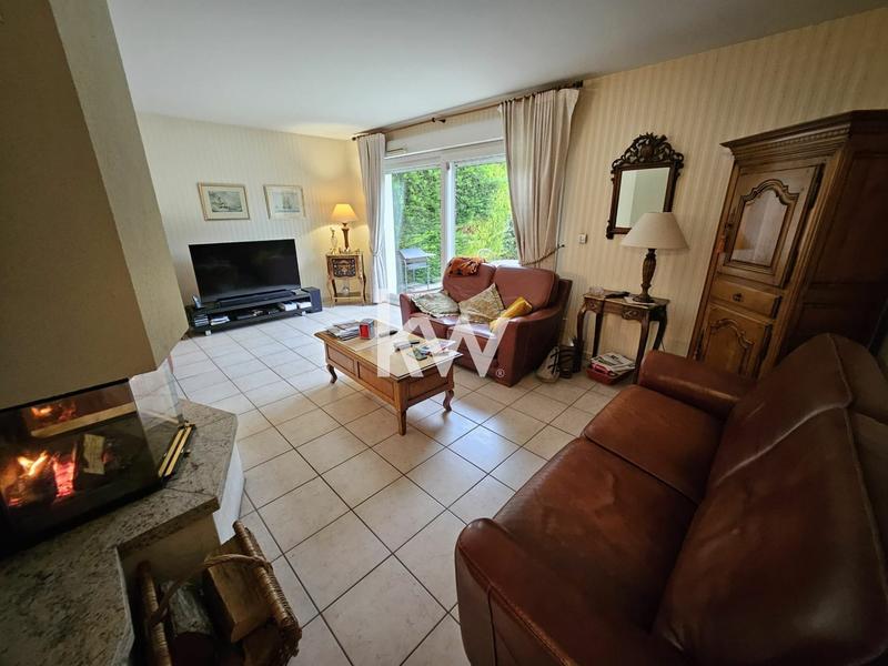 Maison - 278 m² - 6 pièces