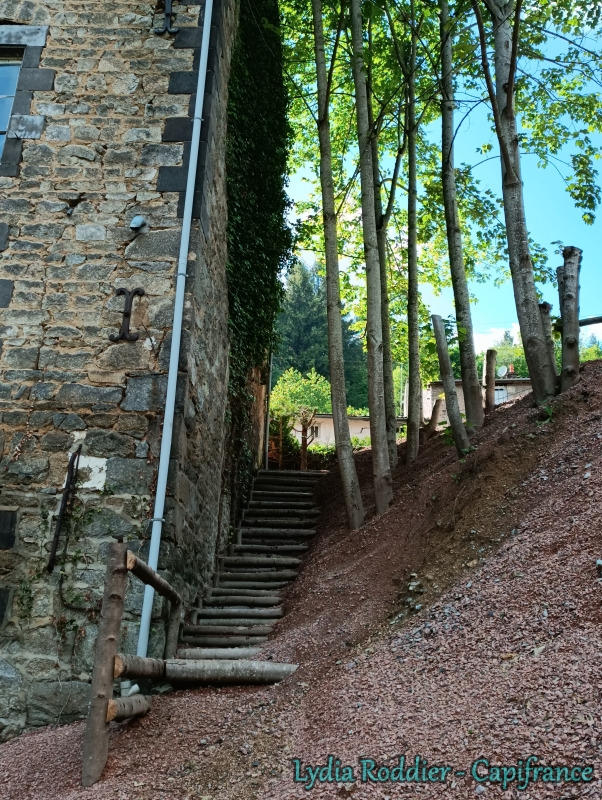 Maison - 281 m² - 11 pièces