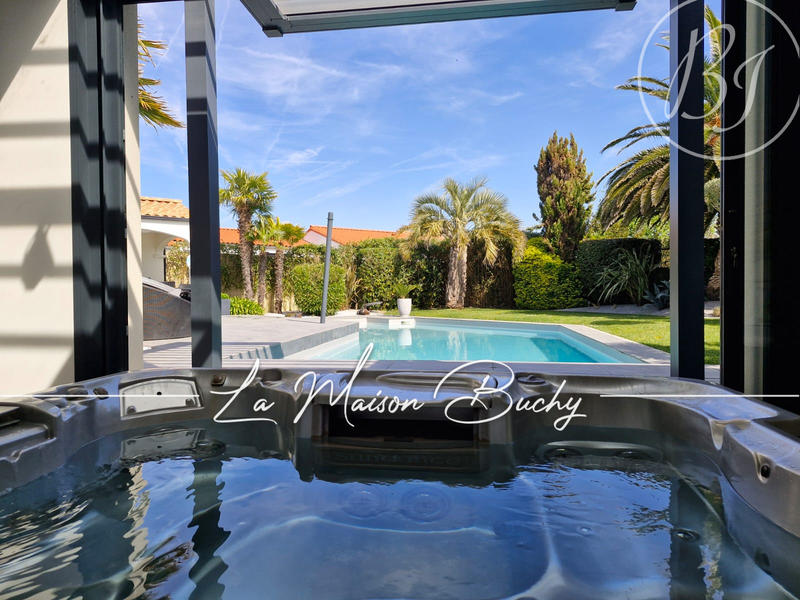 Maison - 183 m² - 6 pièces