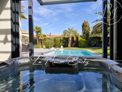 Maison - 183 m² - 6 pièces