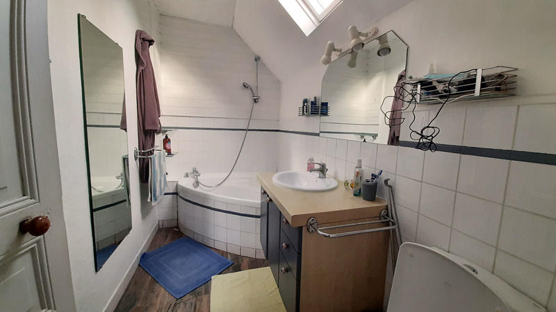 Maison - 98 m² - 5 pièces