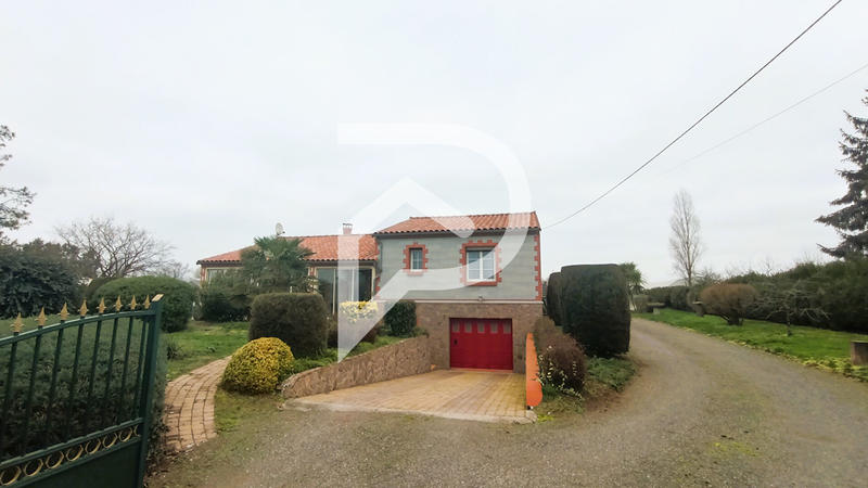 Maison - 105 m² - 5 pièces