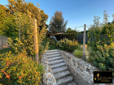 Maison ancienne - 170 m² - 3 pièces