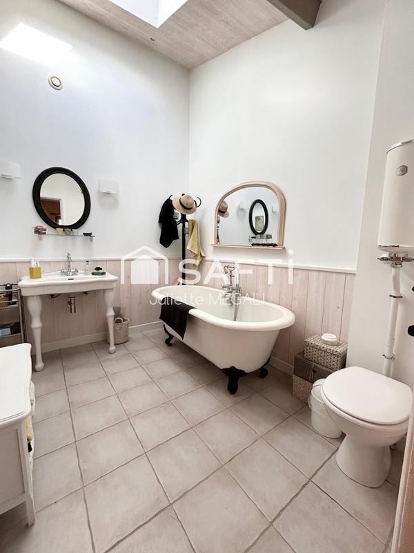 Maison - 160 m² - 5 pièces