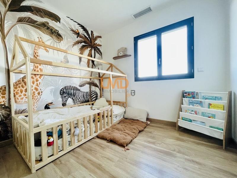 Maison - 104 m² - 4 pièces