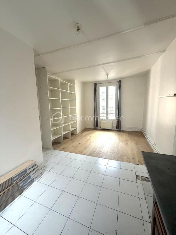 Studio - 24 m² - 1 pièce