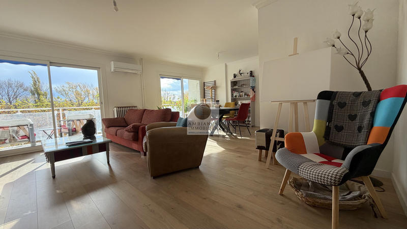 Appartement - 98 m² - 4 pièces