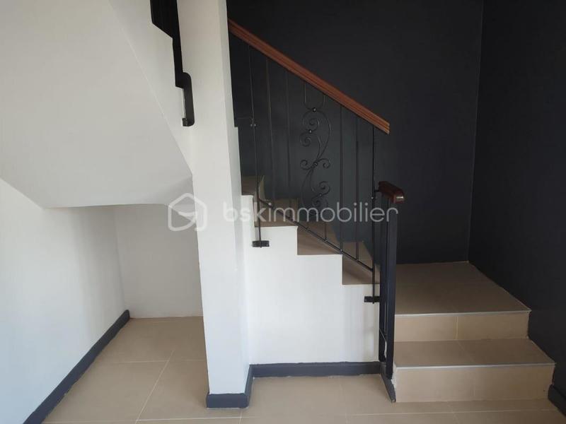 Maison jumelée - 130 m² - 6 pièces