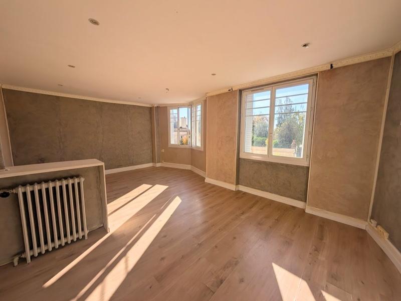 Appartement - 56 m² - 3 pièces