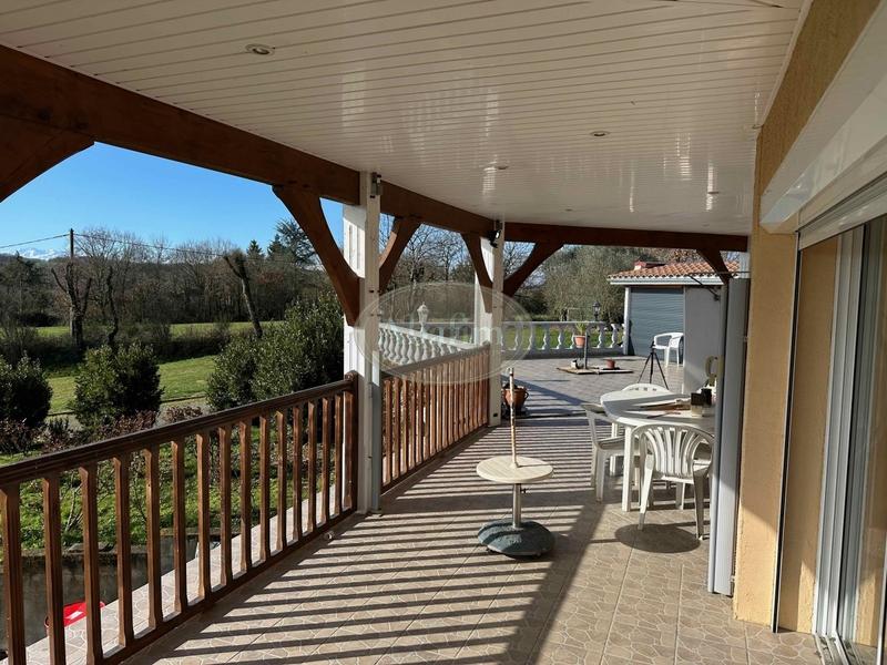 Maison - 145 m² - 7 pièces