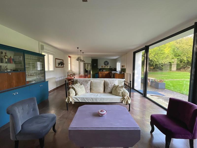 Maison - 215 m² - 6 pièces