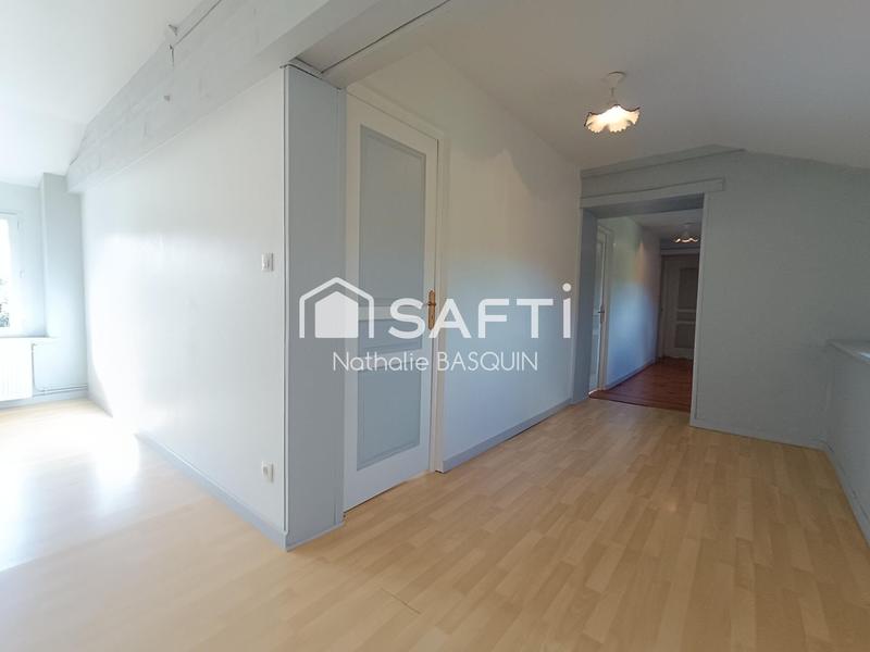 Maison - 180 m² - 7 pièces