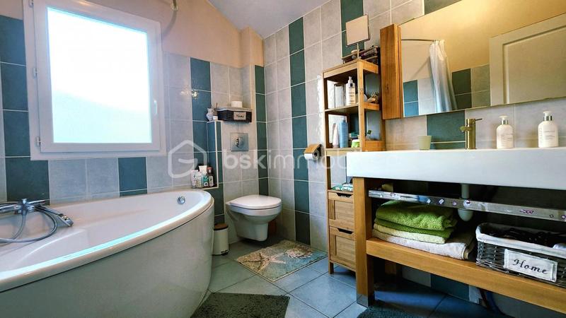 Maison - 120 m² - 5 pièces