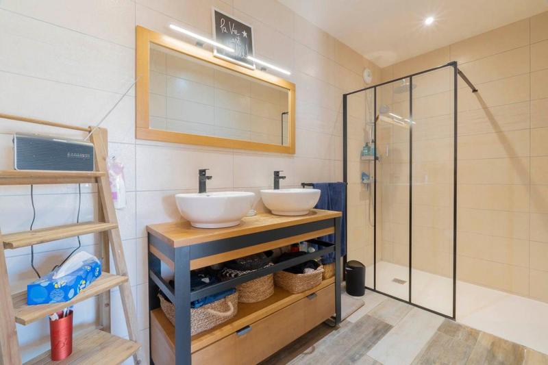 Maison - 121 m² - 4 pièces