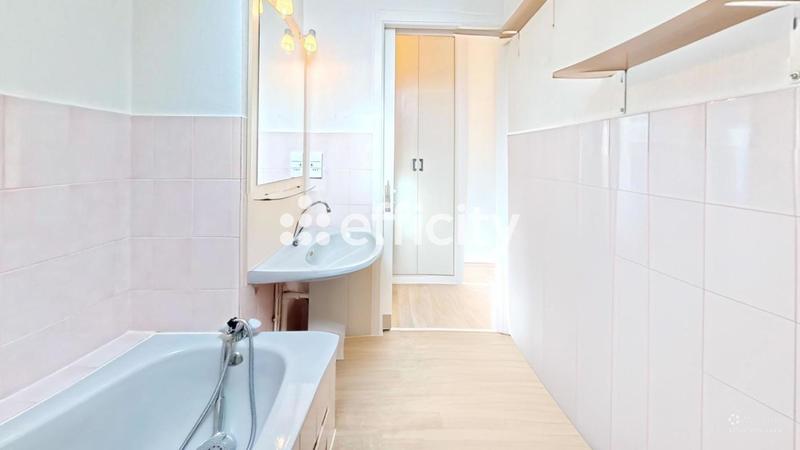 Appartement - 59 m² - 3 pièces