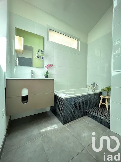 Maison - 88 m² - 4 pièces