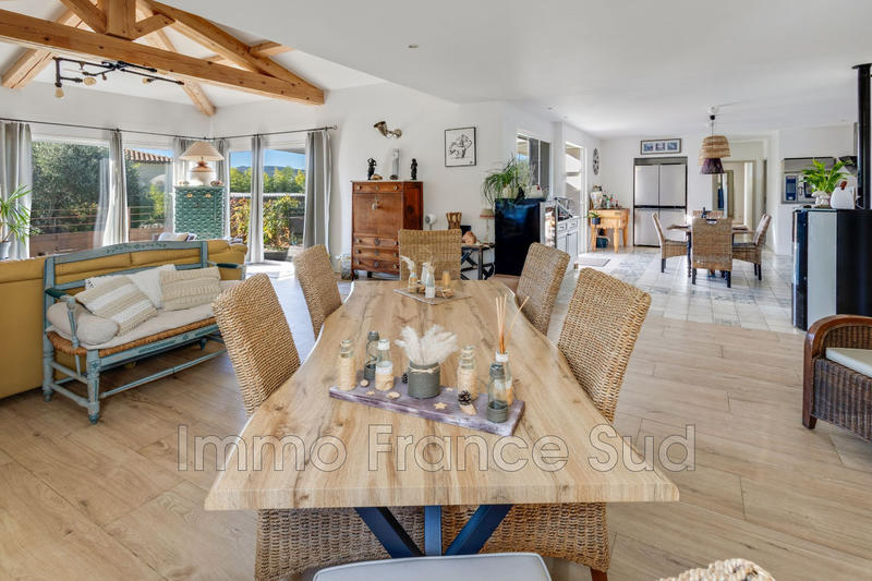 Maison chambre d'hôtes - 320 m² - 12 pièces