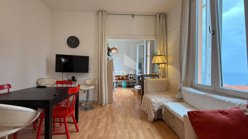 Appartement - 95 m² - 5 pièces