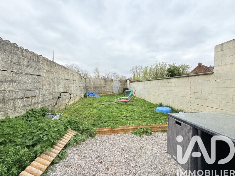 Maison - 88 m² - 4 pièces