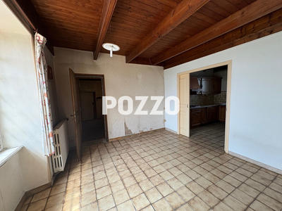 Maison - 98 m² - 7 pièces