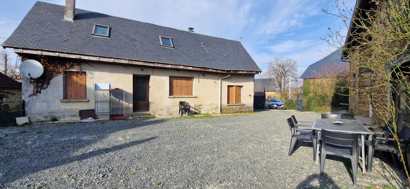 Maison - 166 m² - 6 pièces
