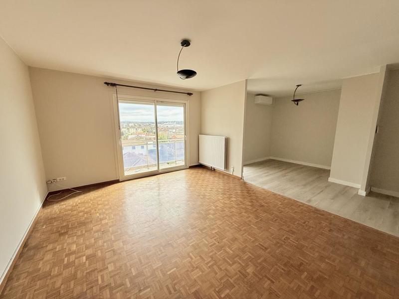 Appartement - 81 m² - 3 pièces