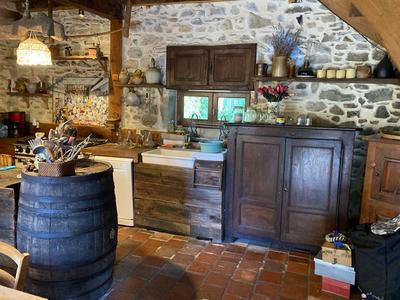 Maison - 190 m² - 8 pièces